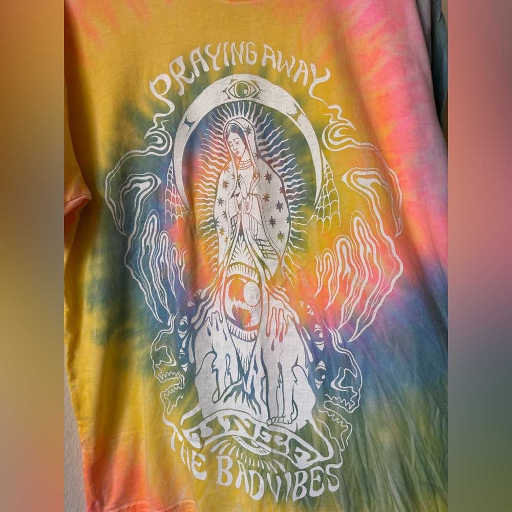 UNIF Praying Away Tie Dye Tee Shirt Medium **Super Rare** Virgin Mary Festival T